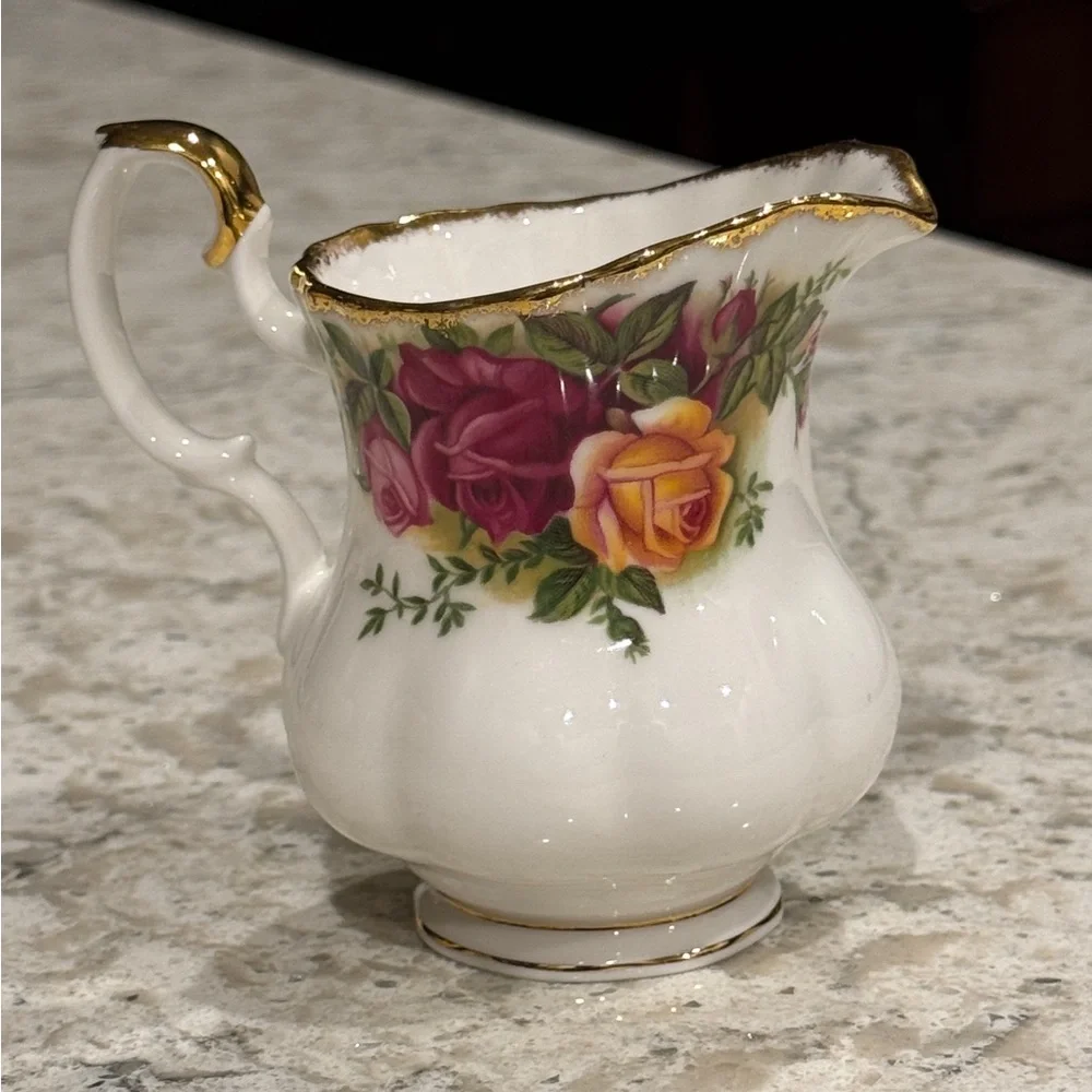 Royal Albert, Old Country Roses vintage 1962